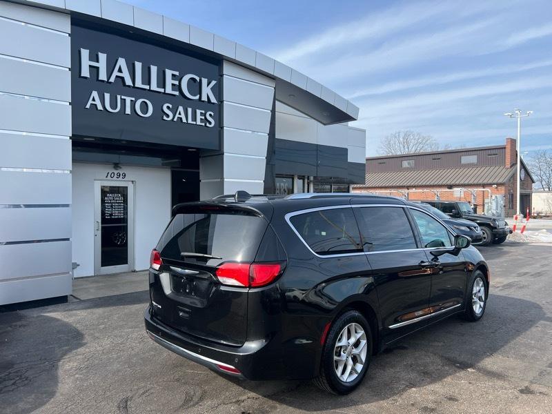 Chrysler Pacifica Touring-L Plus 2018