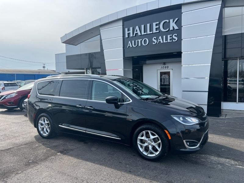 Chrysler Pacifica Touring-L Plus 2018