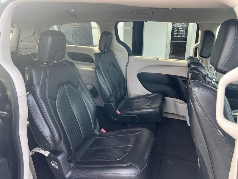 Chrysler Pacifica Touring-L Plus 2018