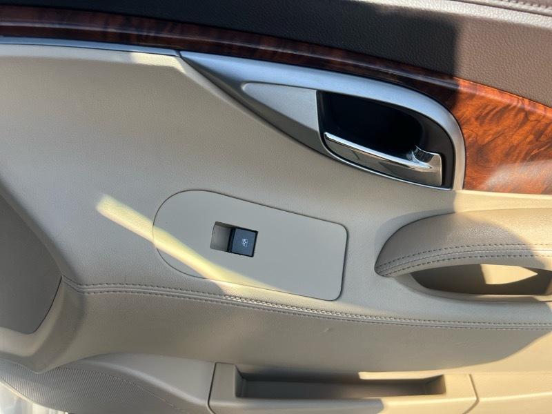 Buick Allure CX 2010