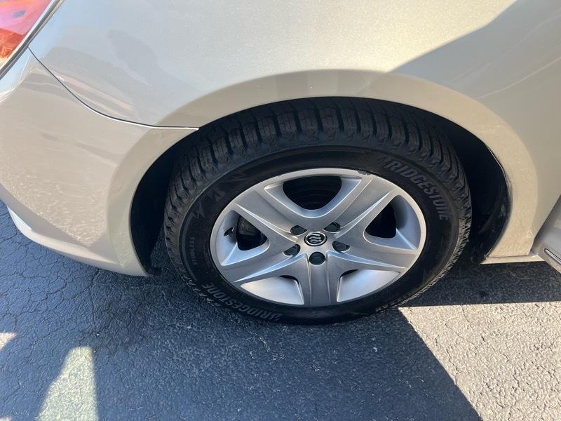 Buick Allure CX 2010