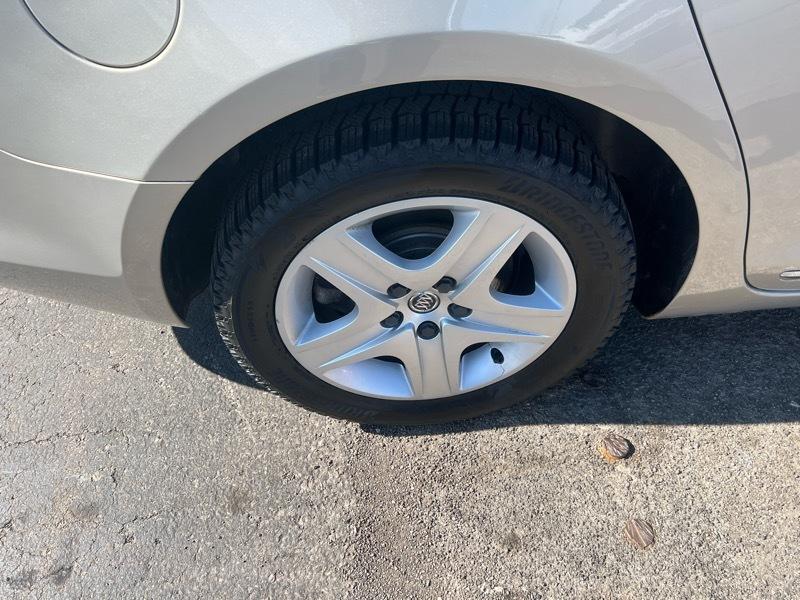 Buick Allure CX 2010