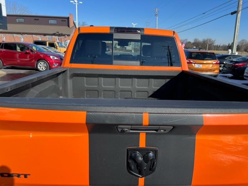 RAM 1500 Sport Crew Cab SWB 4WD 2015