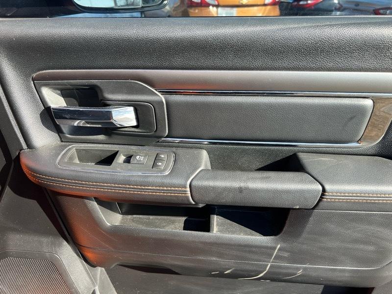 RAM 1500 Sport Crew Cab SWB 4WD 2015