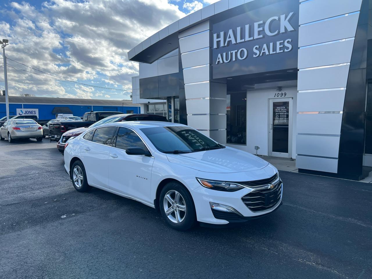 Chevrolet Malibu 4dr Sdn LS w/1FL 2020