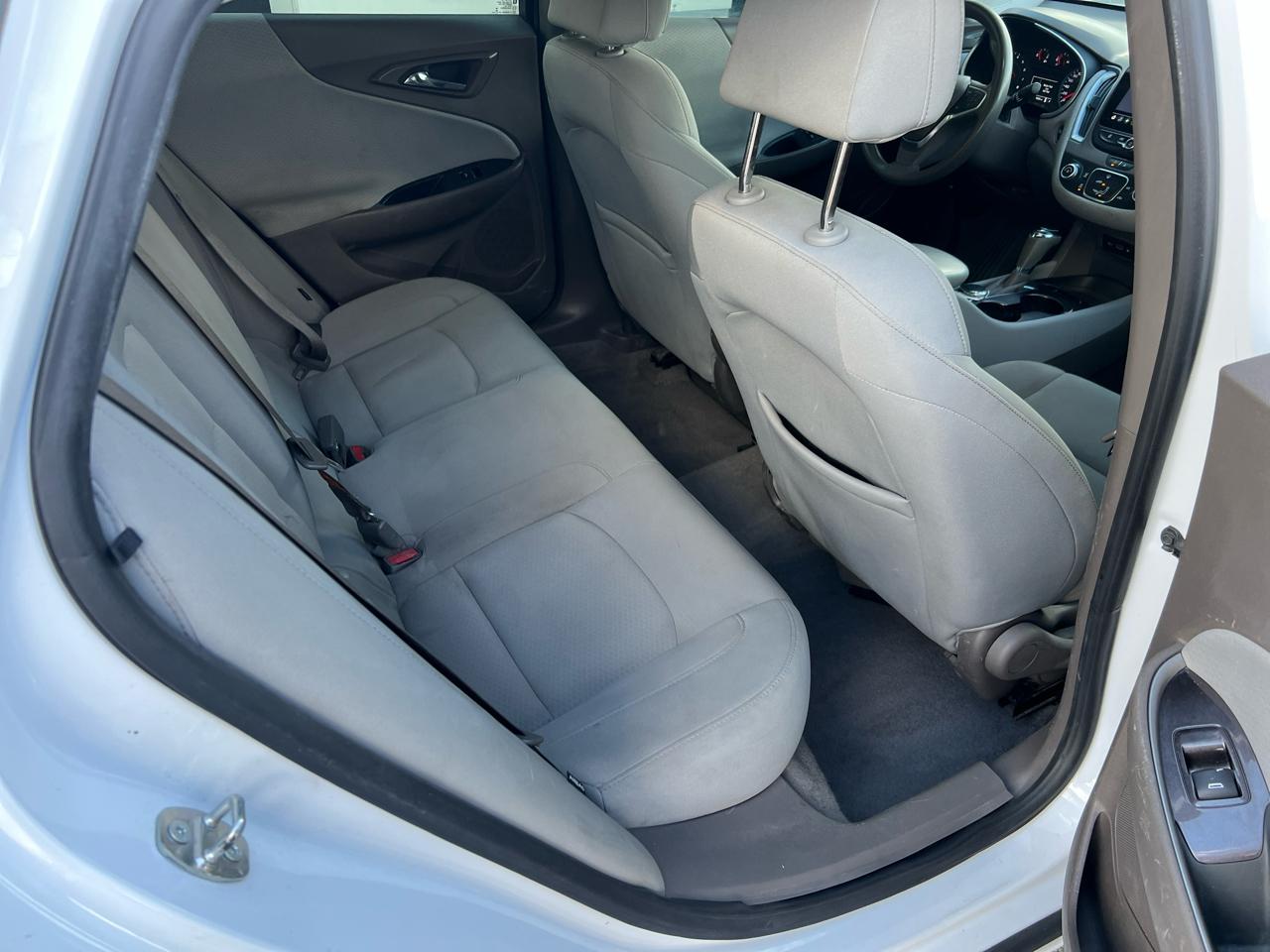 Chevrolet Malibu 4dr Sdn LS w/1FL 2020