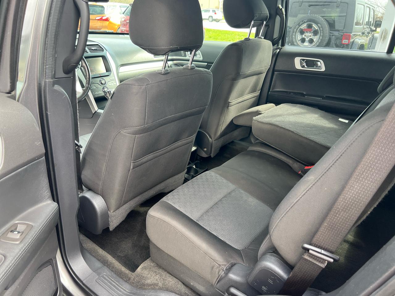 Ford Explorer 4WD 4dr XLT 2012