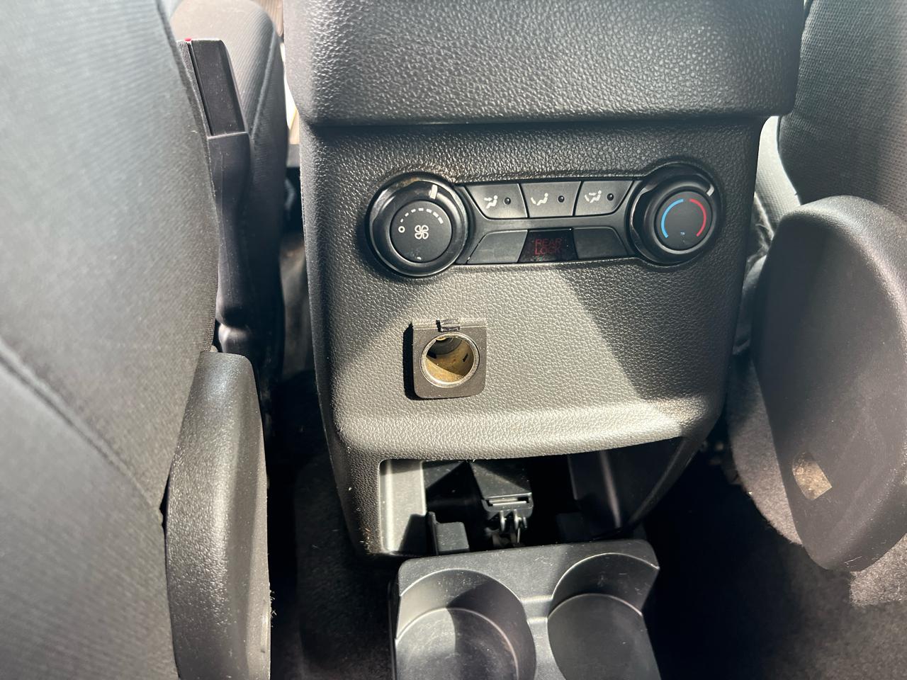 Ford Explorer 4WD 4dr XLT 2012