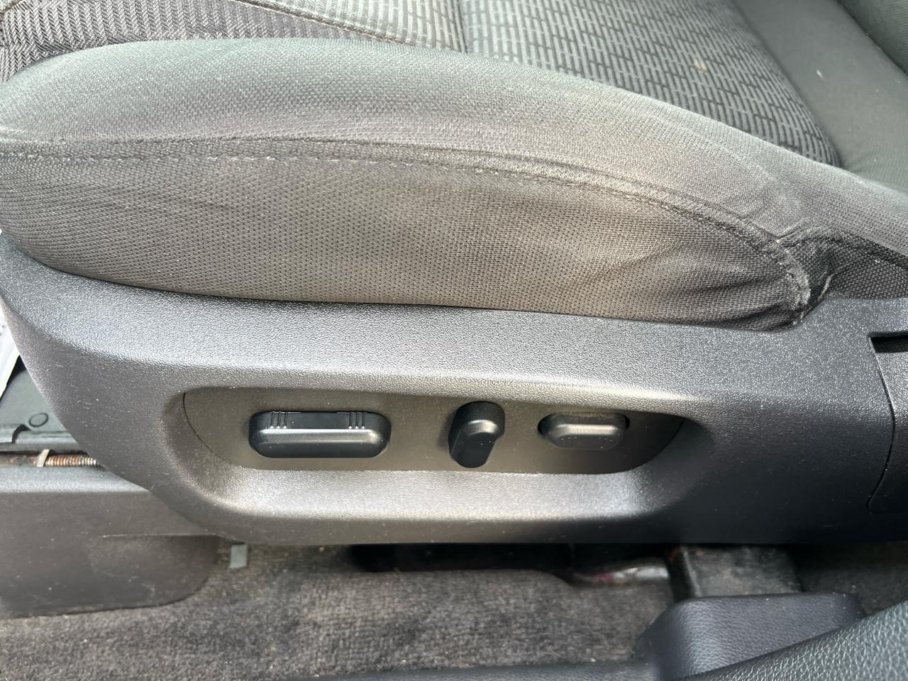 Ford Explorer 4WD 4dr XLT 2012