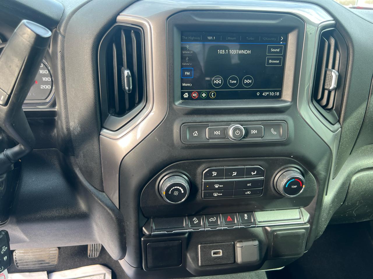 Chevrolet Silverado 1500 4WD Crew Cab 147" Custom Trail Boss 2019