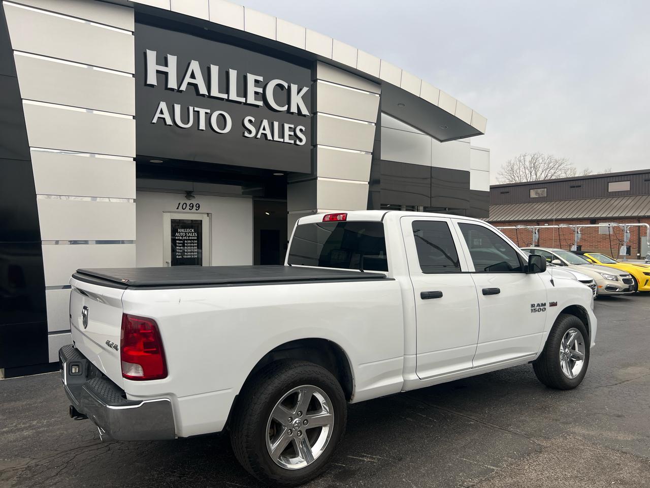 RAM 1500 Express 4x4 Quad Cab 6'4" Box *Ltd Avail* 2017