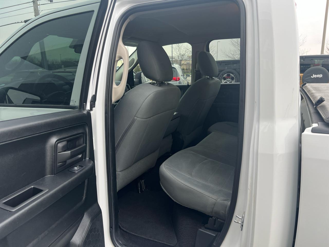 RAM 1500 Express 4x4 Quad Cab 6'4" Box *Ltd Avail* 2017