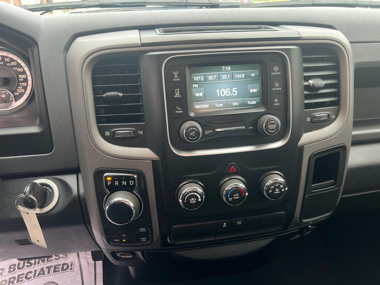 RAM 1500 Express 4x4 Quad Cab 6'4" Box *Ltd Avail* 2017