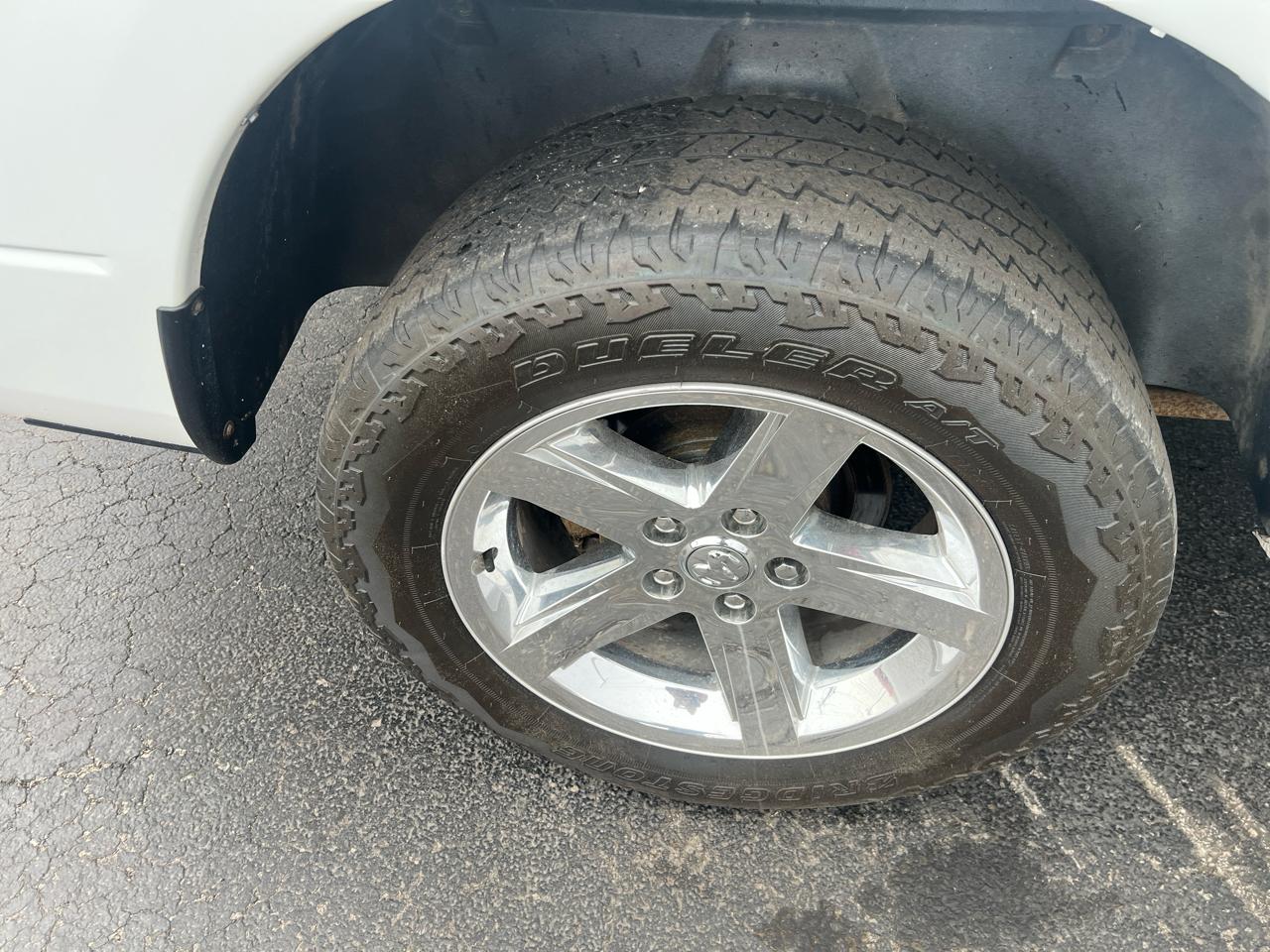 RAM 1500 Express 4x4 Quad Cab 6'4" Box *Ltd Avail* 2017