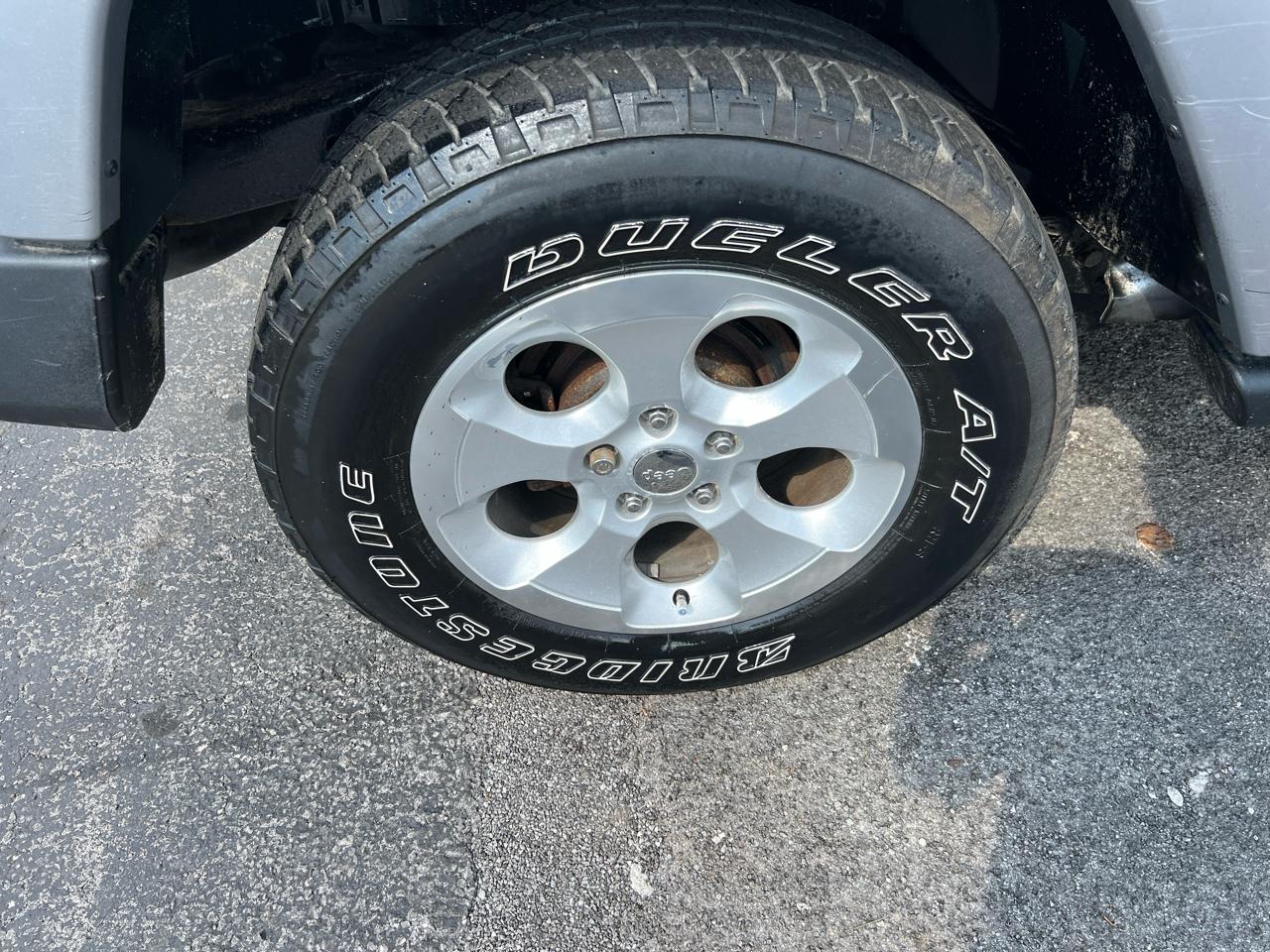 Jeep Wrangler Unlimited 4WD 4dr Sahara 2013