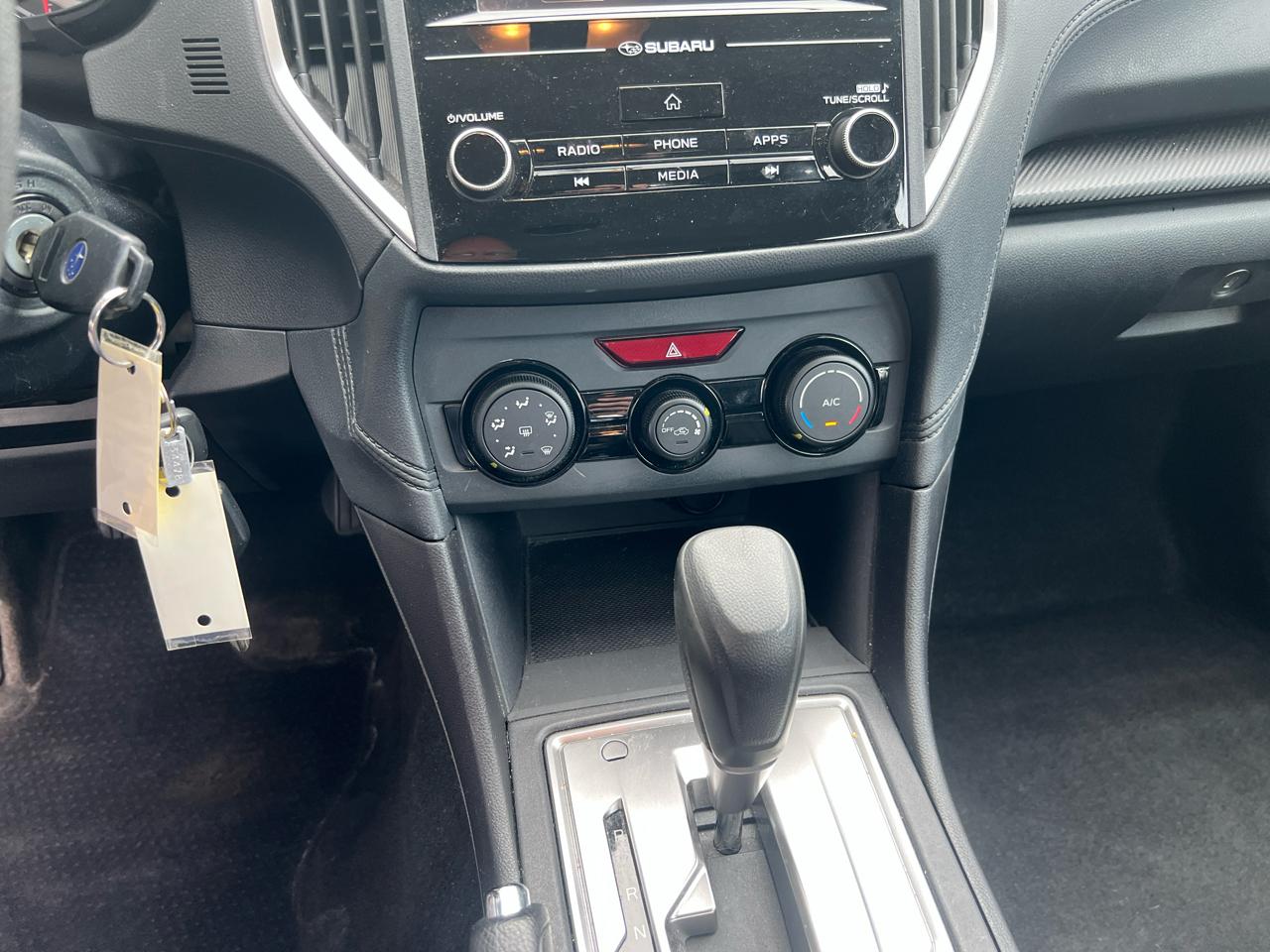 Subaru Impreza 2.0i 4-door CVT 2017