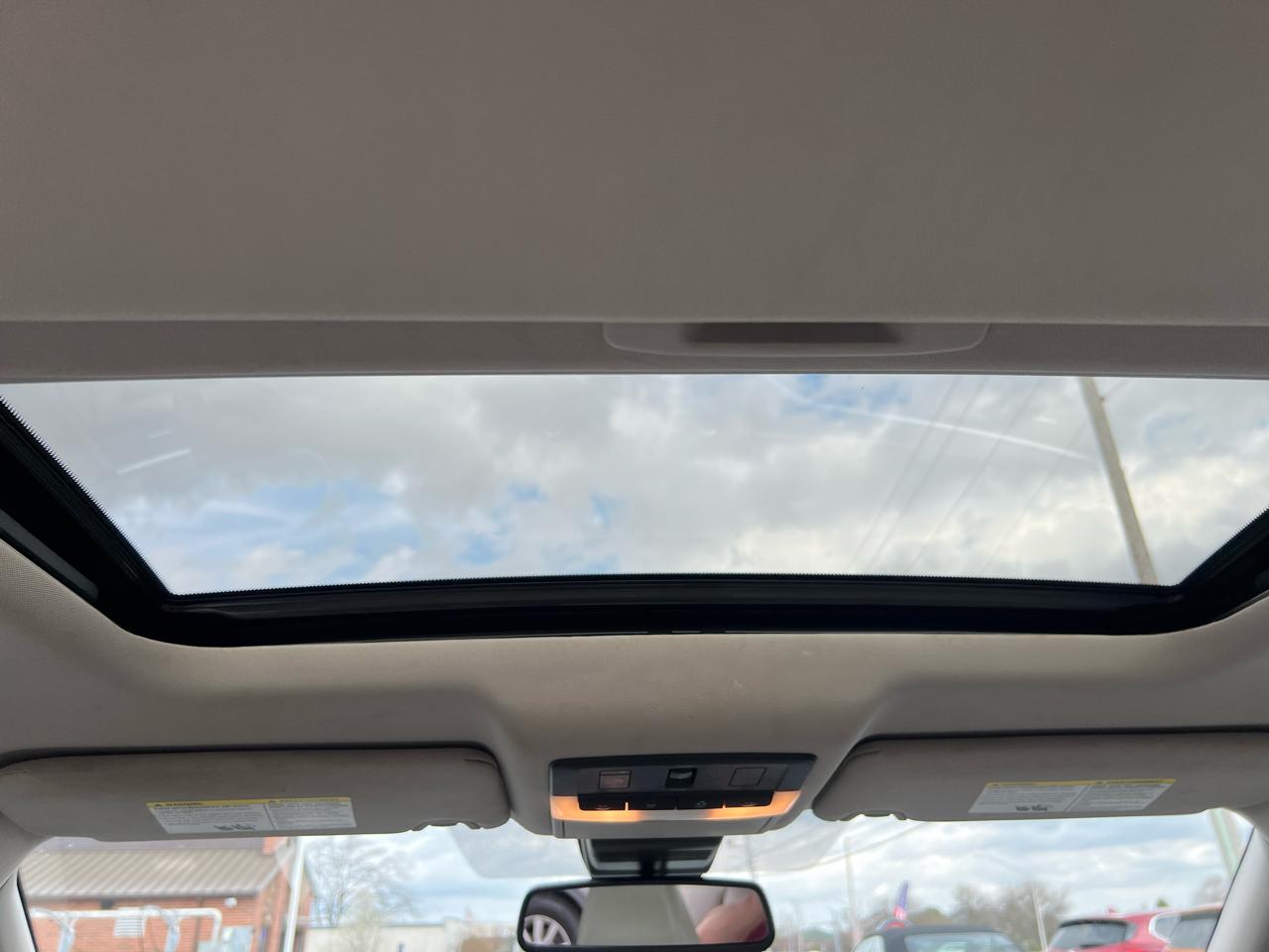 Nissan Altima 2.0 Platinum Sedan 2020