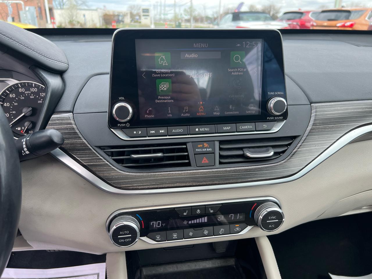 Nissan Altima 2.0 Platinum Sedan 2020