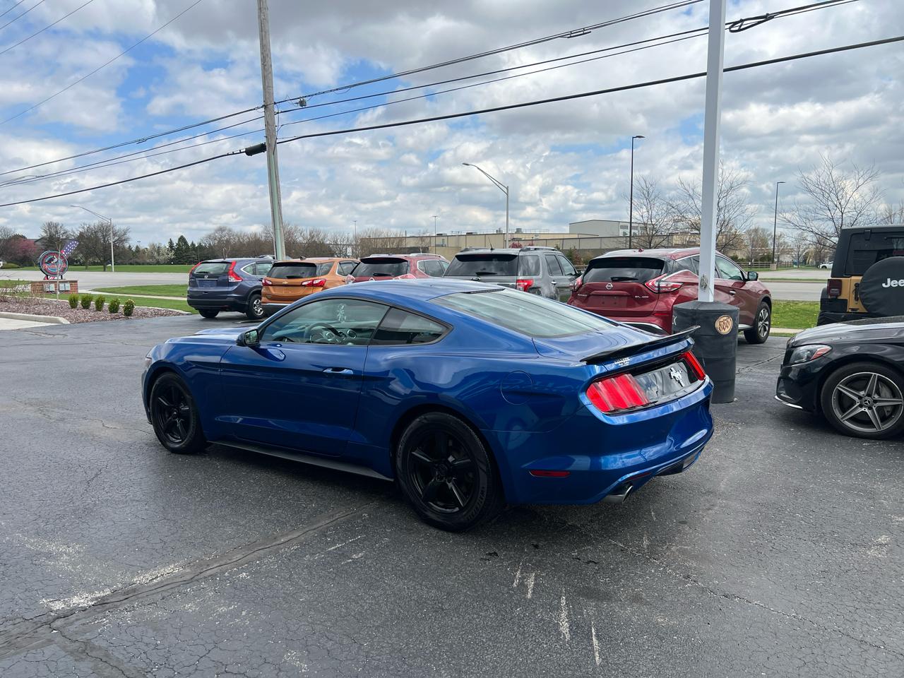 Ford Mustang V6 Fastback 2017