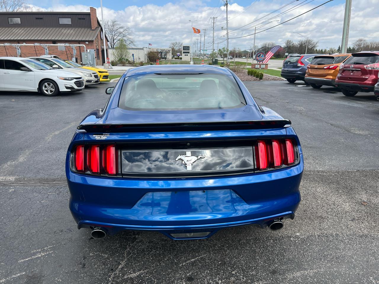 Ford Mustang V6 Fastback 2017