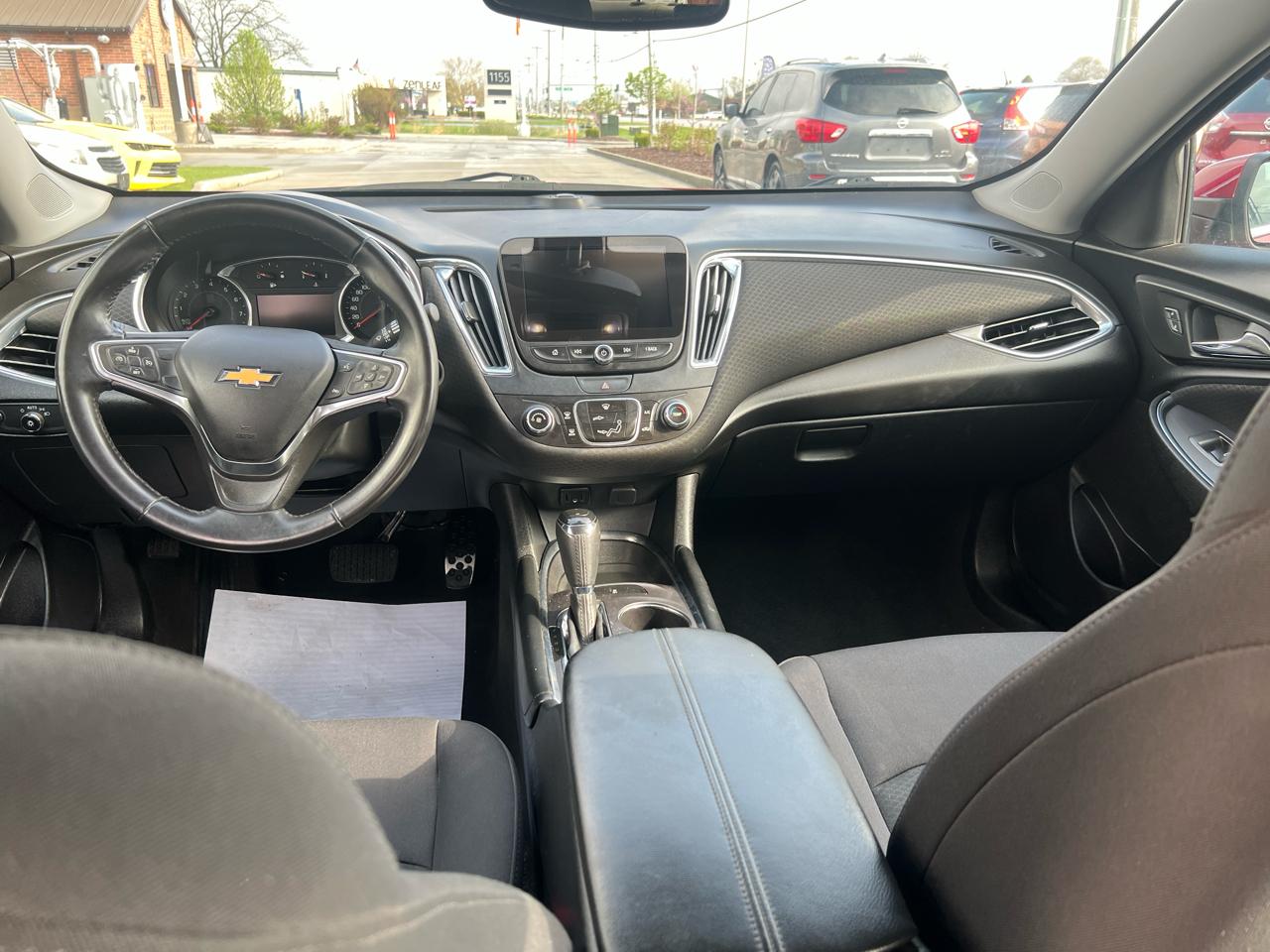 Chevrolet Malibu 4dr Sdn LT w/1LT 2017