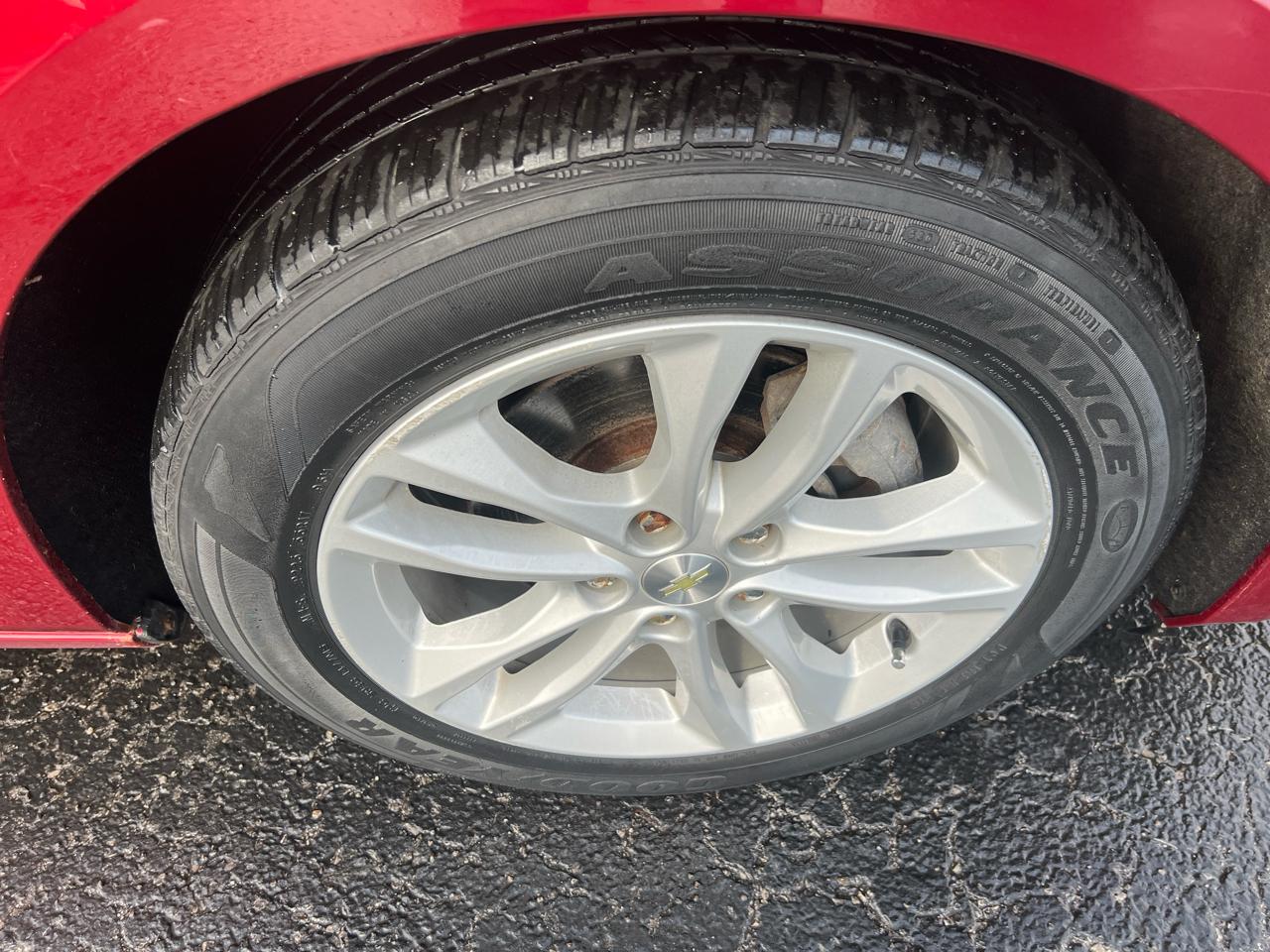 Chevrolet Malibu 4dr Sdn LT w/1LT 2017