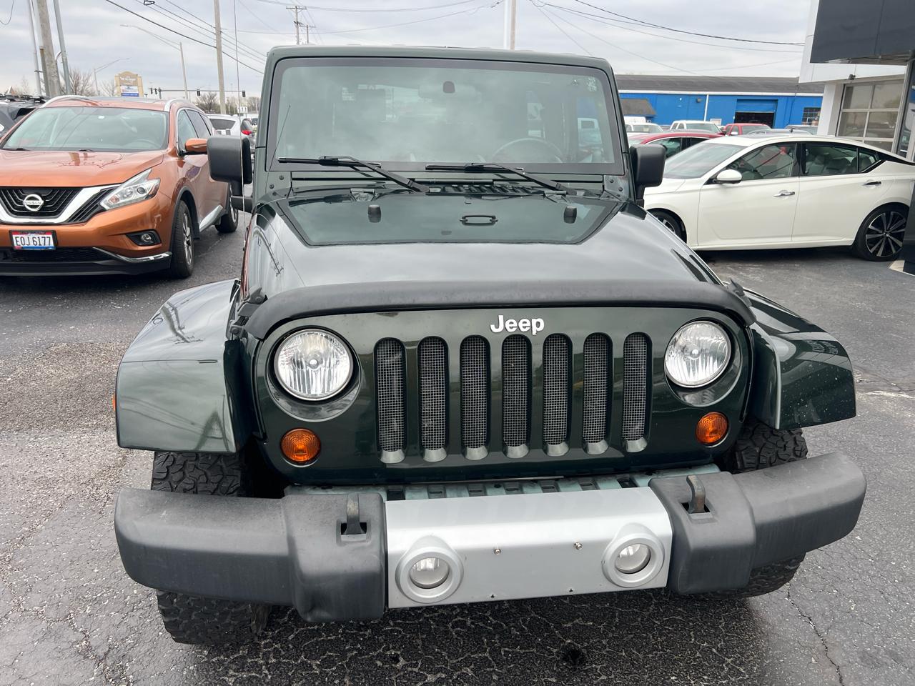 Jeep Wrangler 4WD 2dr Sahara 2010