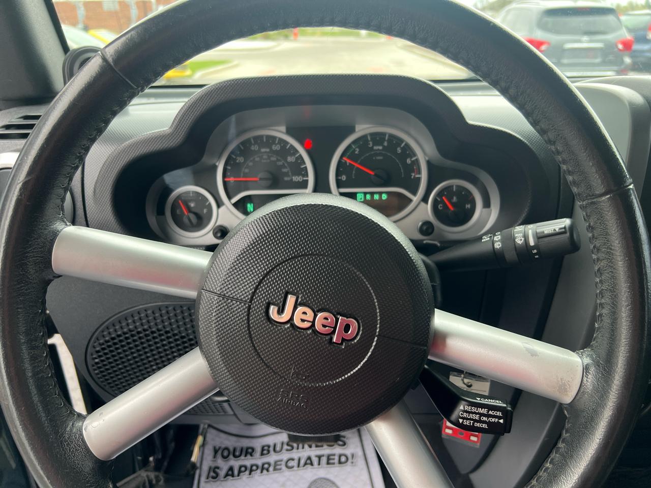 Jeep Wrangler 4WD 2dr Sahara 2010