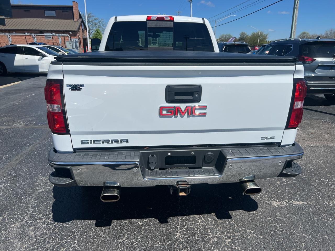 GMC Sierra 1500 4WD Double Cab 143.5" SLE 2015