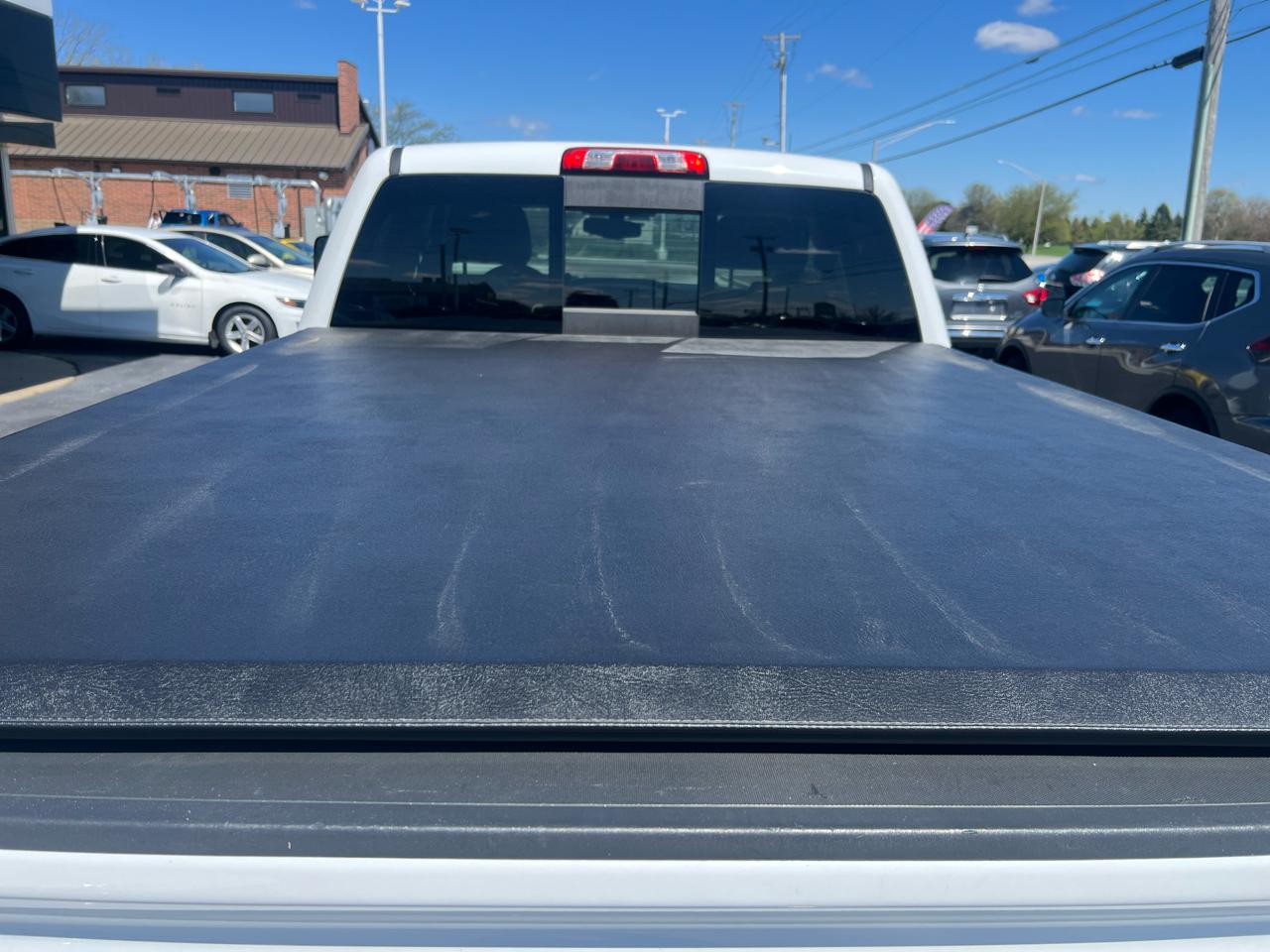 GMC Sierra 1500 4WD Double Cab 143.5" SLE 2015