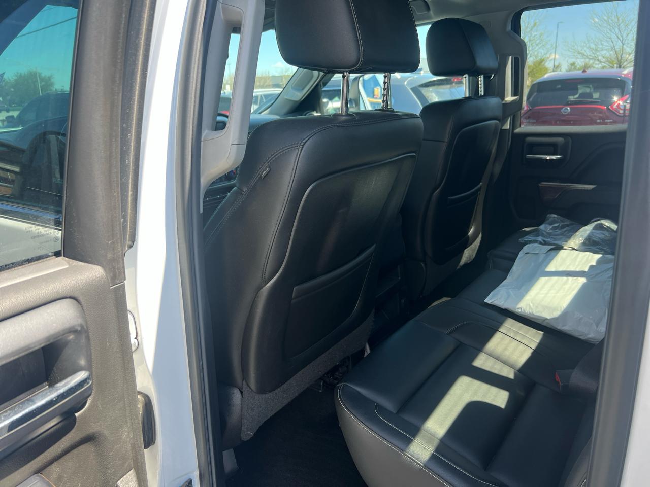 GMC Sierra 1500 4WD Double Cab 143.5" SLE 2015