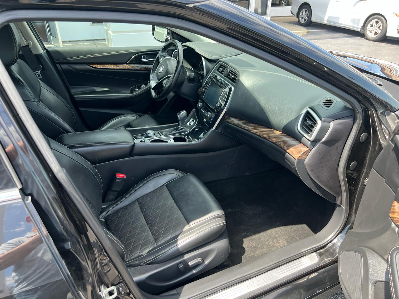 Nissan Maxima Platinum 3.5L 2017