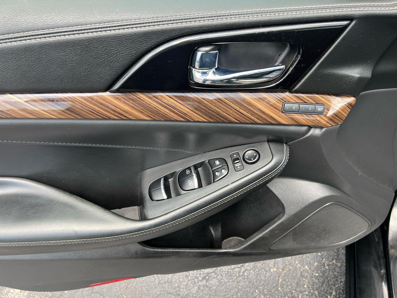 Nissan Maxima Platinum 3.5L 2017