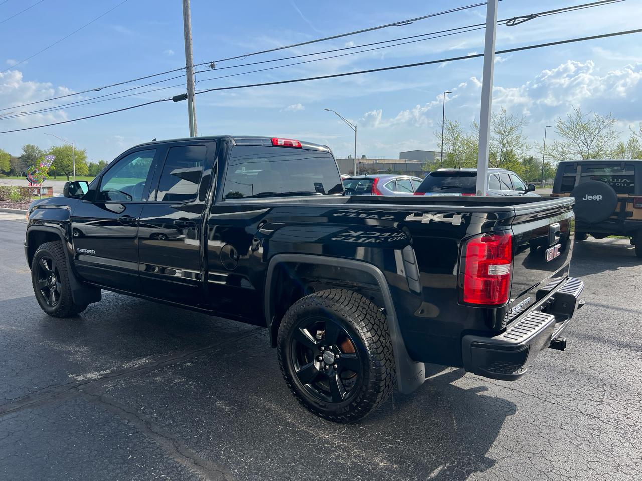 GMC Sierra 1500 4WD Double Cab 143.5" 2015