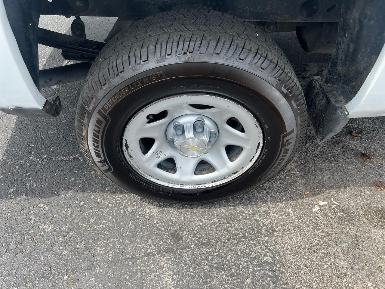 Chevrolet Silverado 1500 2WD Reg Cab 133.0" Work Truck 2016