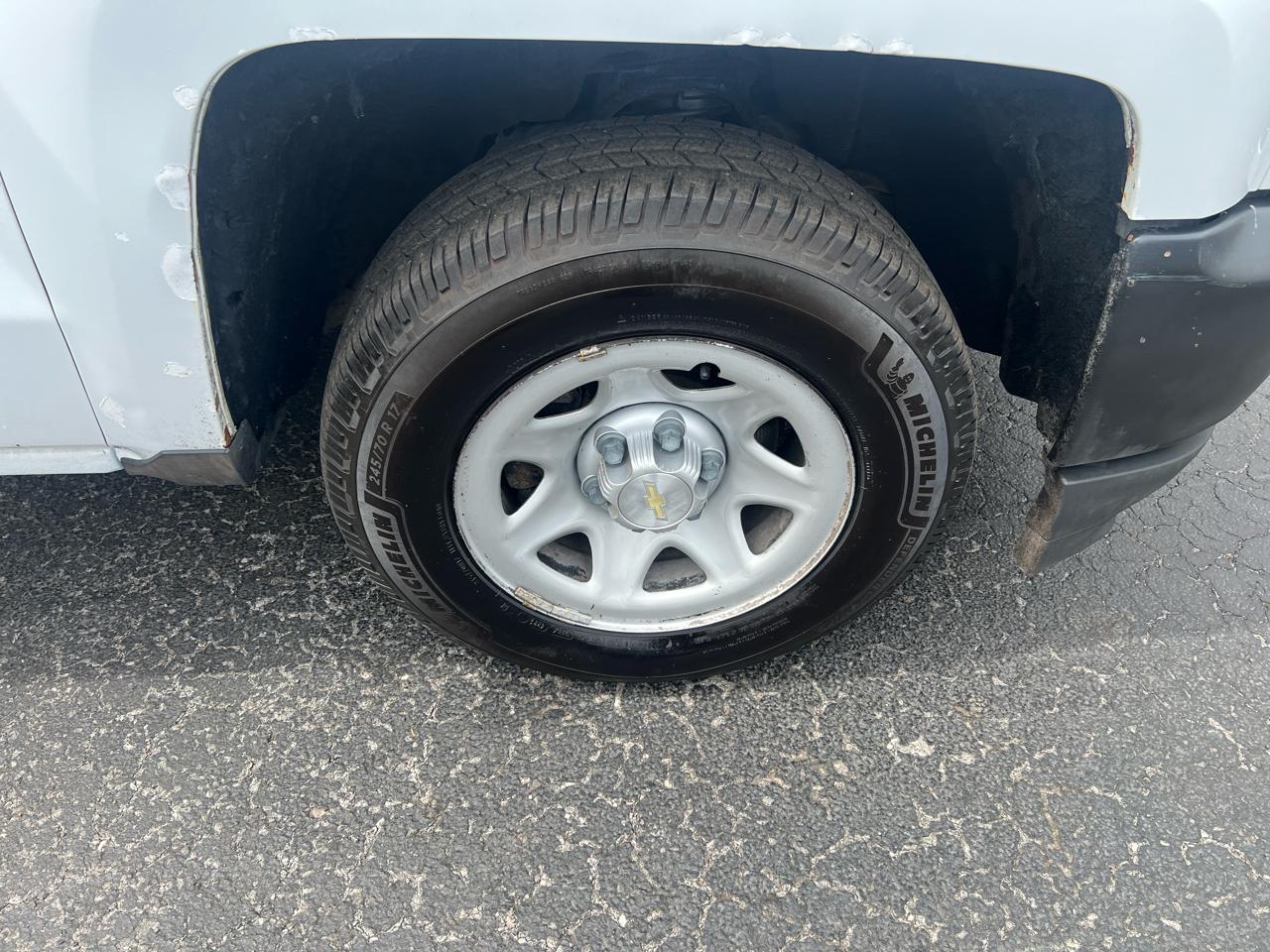 Chevrolet Silverado 1500 2WD Reg Cab 133.0" Work Truck 2016