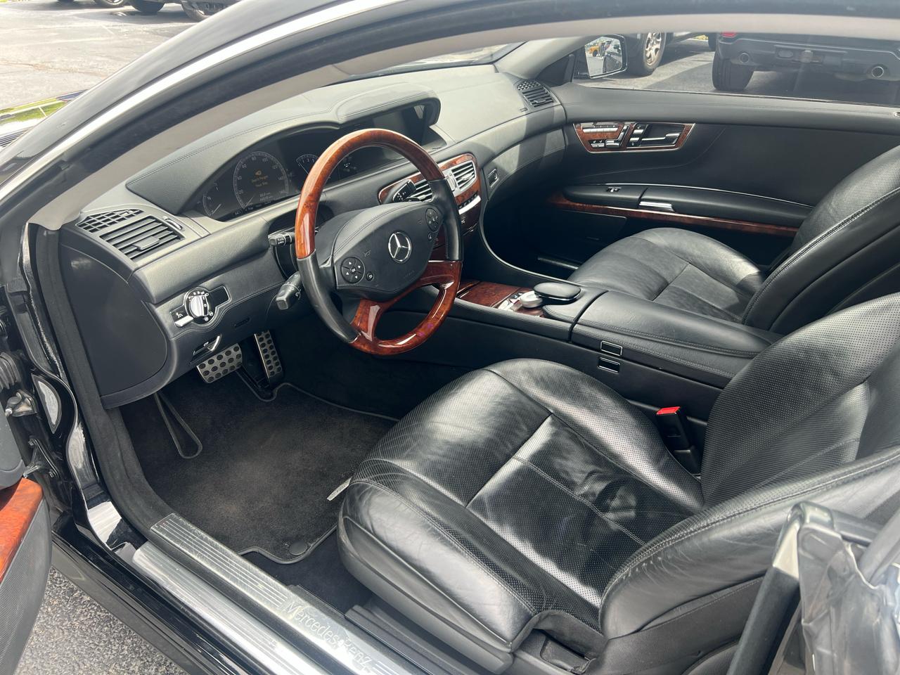 Mercedes-Benz CL-Class 2dr Cpe CL 550 4MATIC 2011