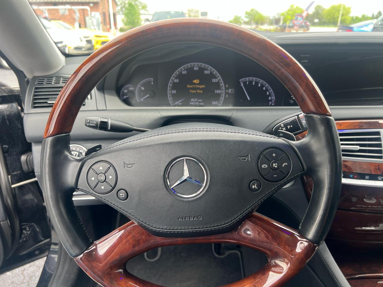 Mercedes-Benz CL-Class 2dr Cpe CL 550 4MATIC 2011