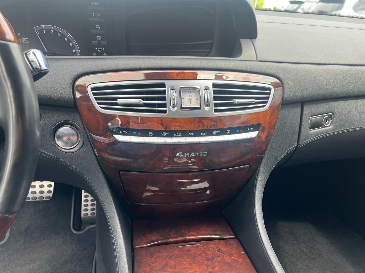 Mercedes-Benz CL-Class 2dr Cpe CL 550 4MATIC 2011