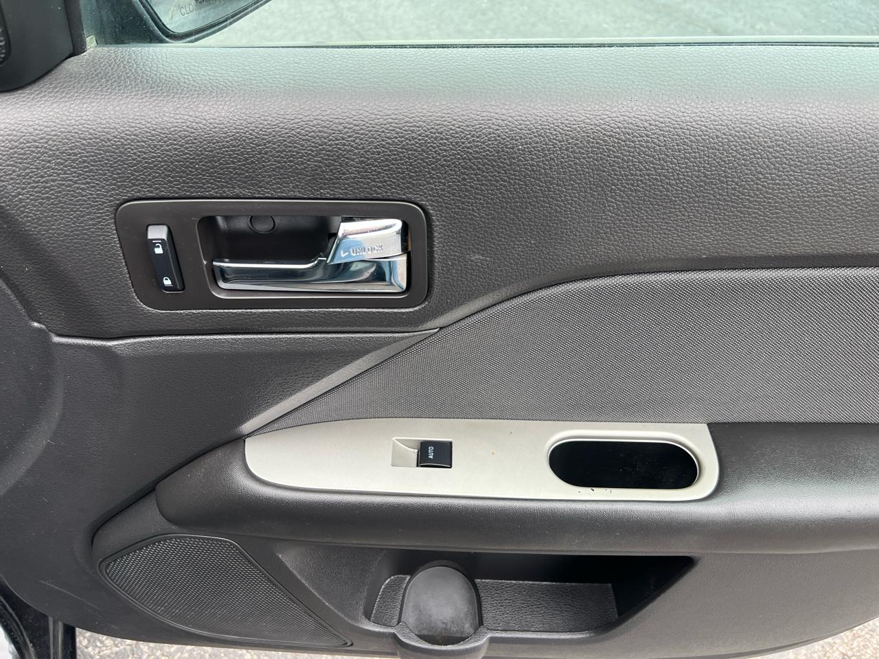 Ford Fusion 4dr Sdn SEL FWD 2011