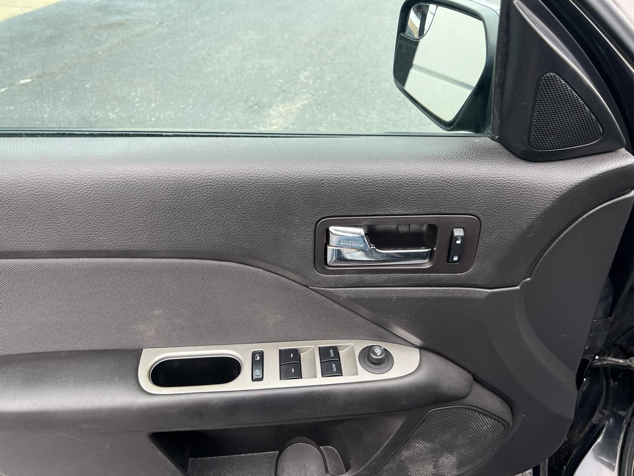 Ford Fusion 4dr Sdn SEL FWD 2011