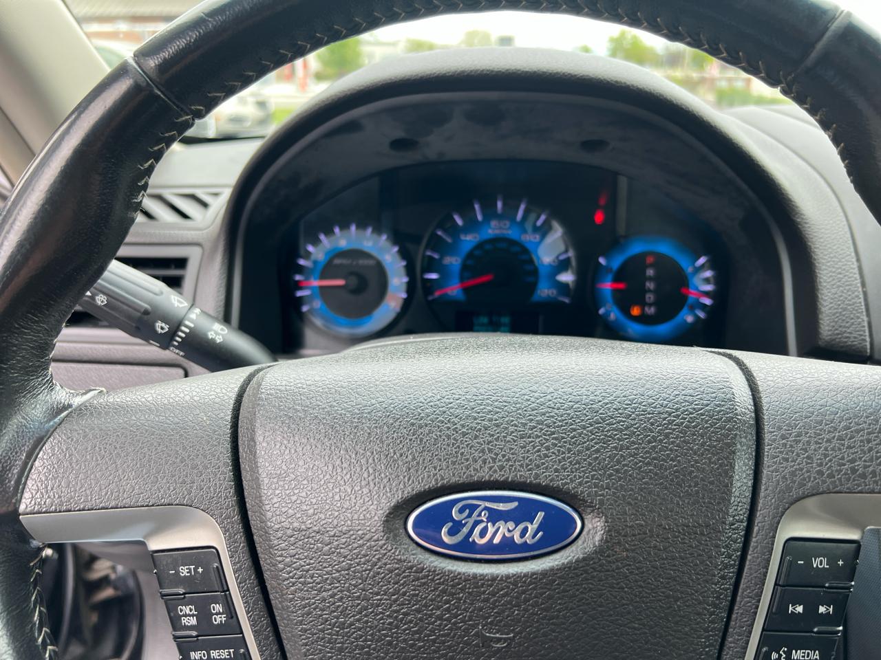 Ford Fusion 4dr Sdn SEL FWD 2011