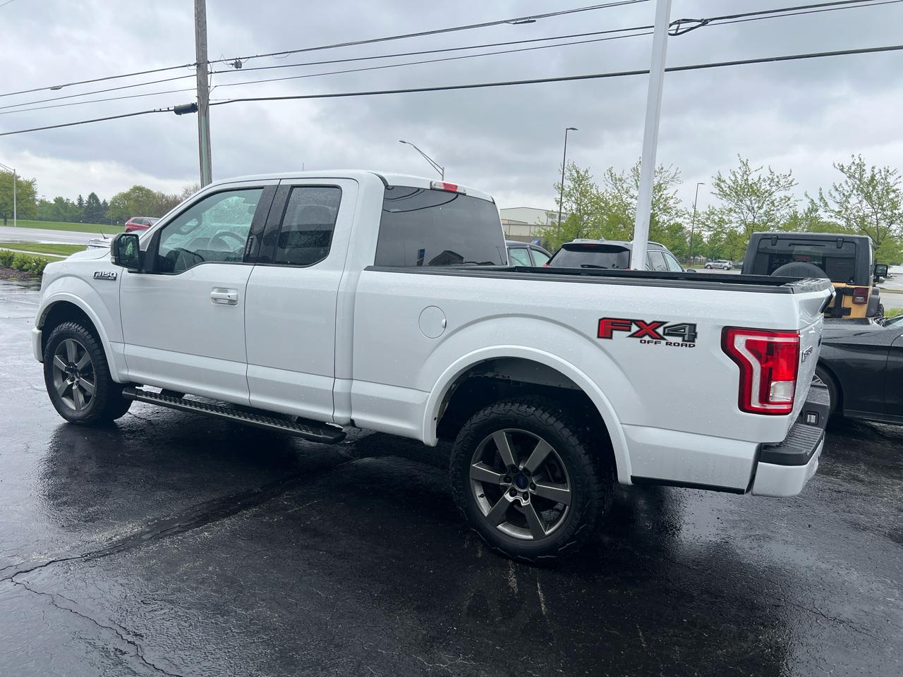 Ford F-150 4WD SuperCab 145" FX4 2016