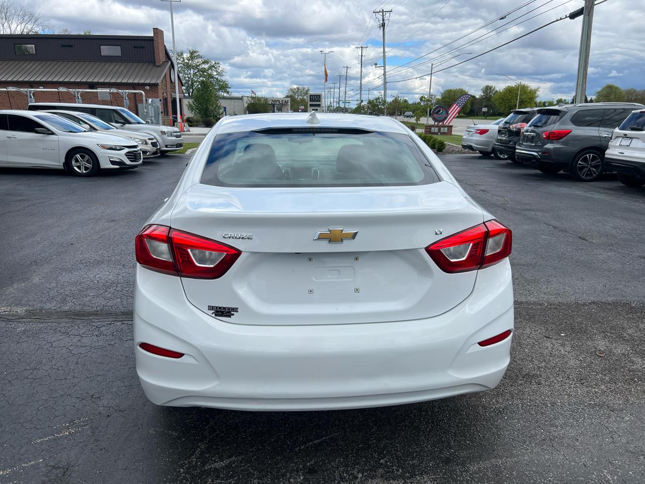 Chevrolet Cruze 4dr Sdn 1.4L LT w/1SD 2018