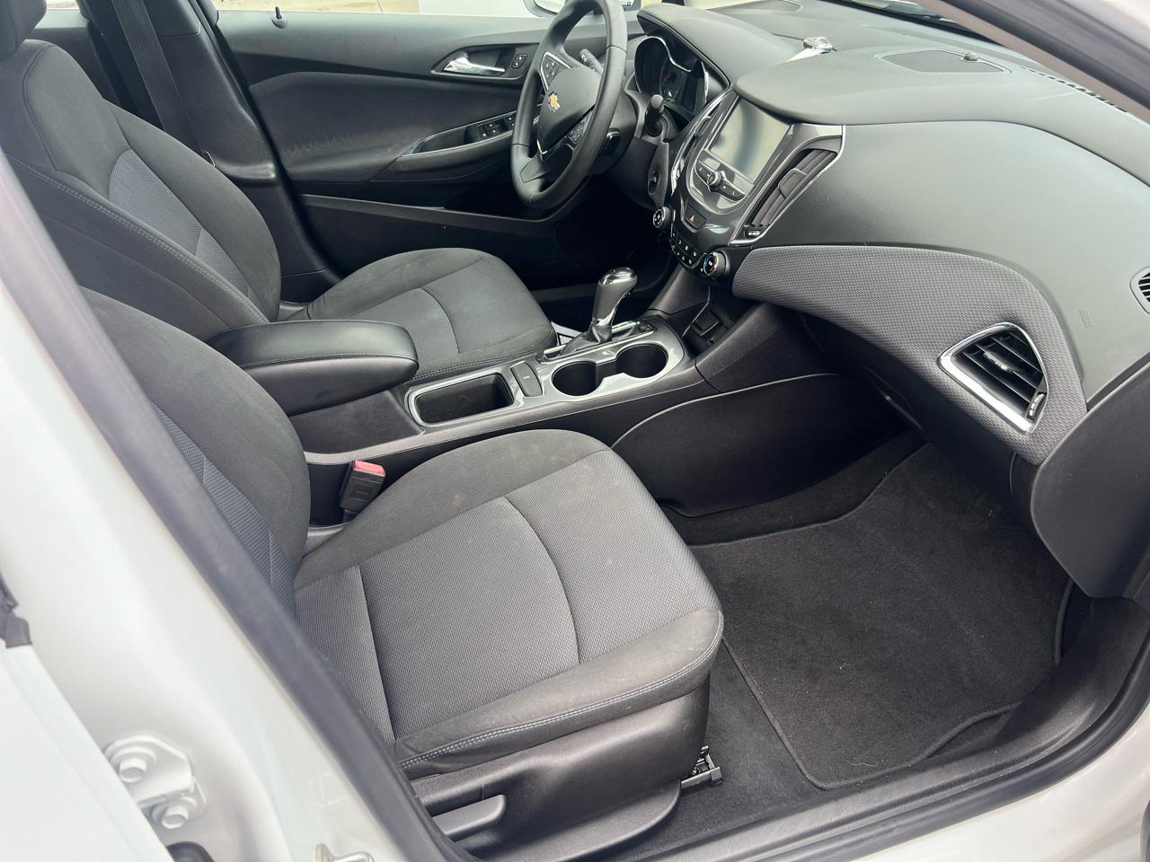 Chevrolet Cruze 4dr Sdn 1.4L LT w/1SD 2018