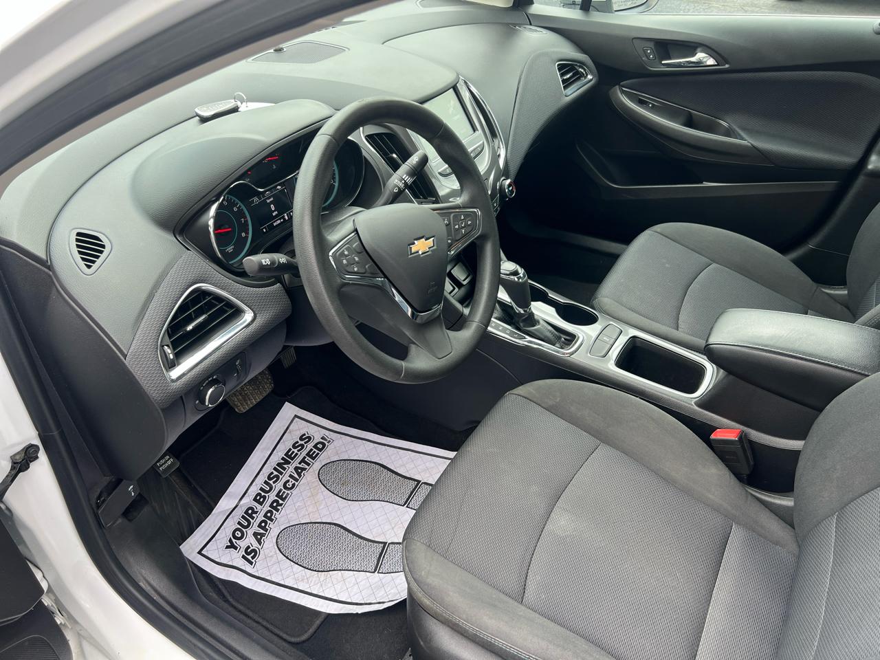 Chevrolet Cruze 4dr Sdn 1.4L LT w/1SD 2018