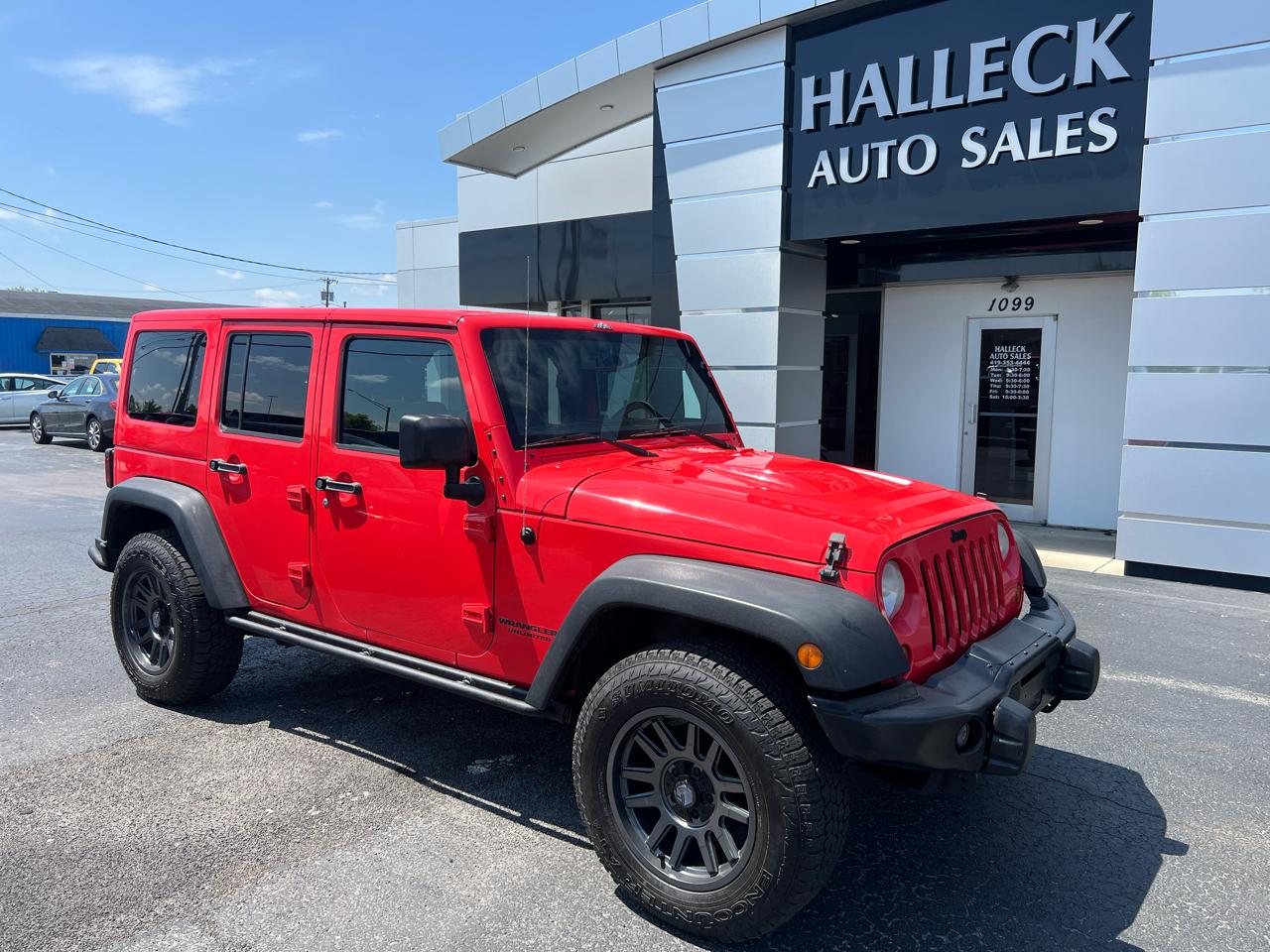 Jeep Wrangler Unlimited 4WD 4dr Sahara 2013