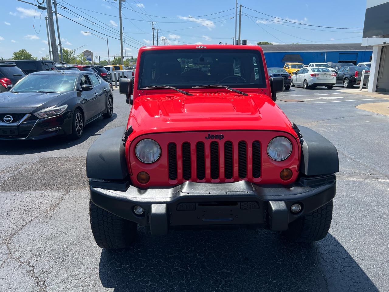 Jeep Wrangler Unlimited 4WD 4dr Sahara 2013