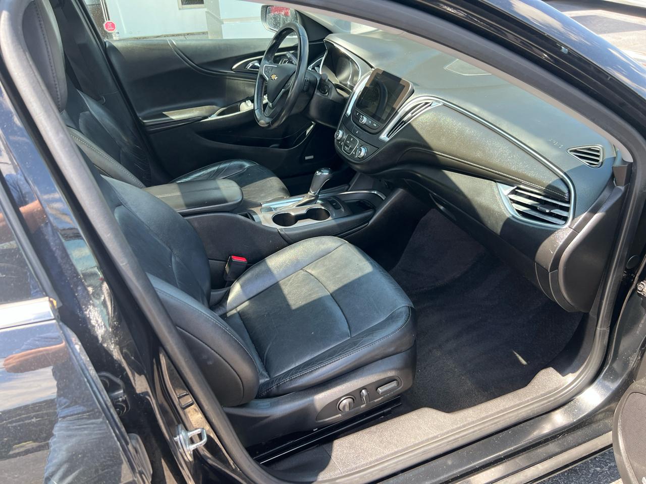 Chevrolet Malibu 4dr Sdn LT w/1LT 2017