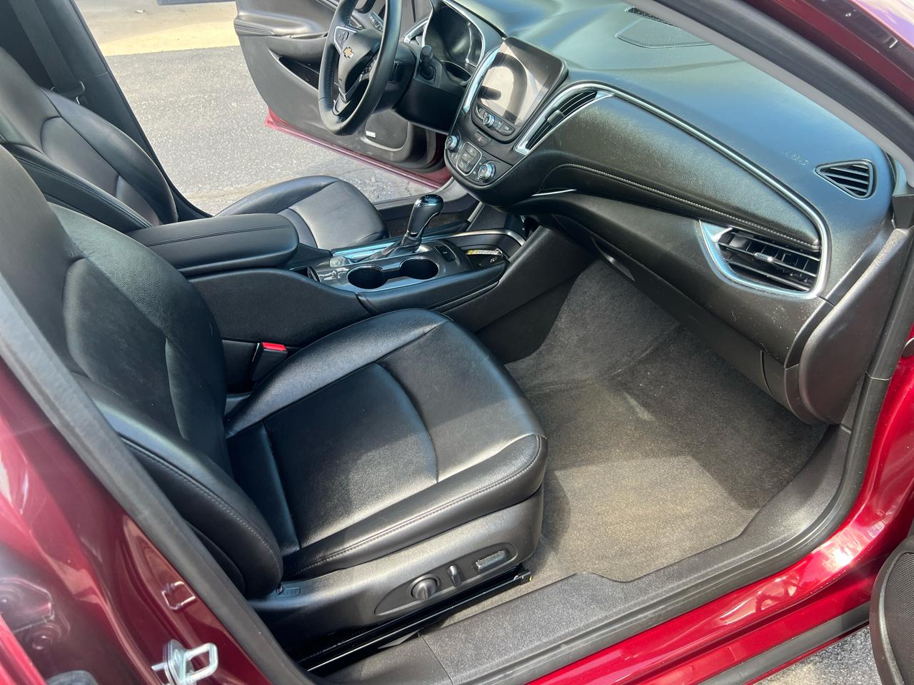 Chevrolet Malibu 4dr Sdn LT w/1LT 2016
